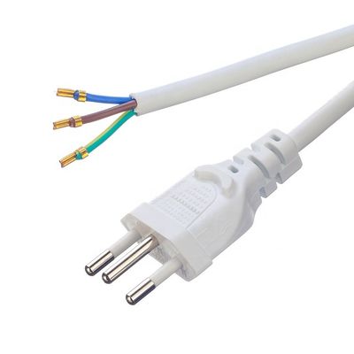 Προσαρμογή Βραζιλία 10A/250V 3 Pin Plug 3x0.75MM2 PS4 Καλώδιο ρεύματος για λάμπα αλατιού Πιστοποιημένο από το DIN VDE 0620/EN 50075 1990