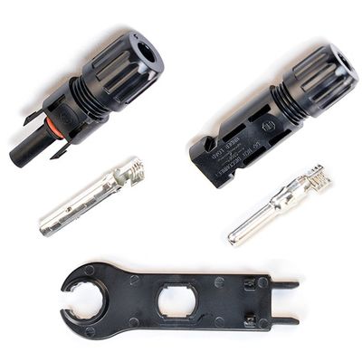 Αδιάβροχο IP67 30A 1000V DC 4mm2 Προσαρμοστής ηλιακής πρίζας για πολικό ηλιακό καλώδιο επέκτασης