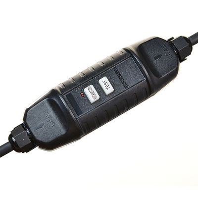 Οικιακή τάση 16A/250V Κουρδισμένες πρίζες και πρίζες Schuko με συνδετήρα Betteri BC01