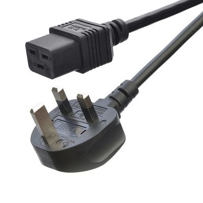 Εμπορική πρίζα εναλλασσόμενου ρεύματος IEC60320 C19 Σύνδεσμος 3 πινών Γραμμή μολύβδου λωρίδας Σύρματος τροφοδοσίας UK BS Standard 3 Prong Supply IEC καλώδιο
