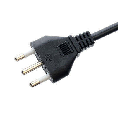 Εμπορικός 3 Pin 16A Plug C5 Clover Connector Μαύρο Ιταλία Στερεό Cord Διεύρυνσης Leads IMQ Power Cord H05vv-f 3g 0.75mm2