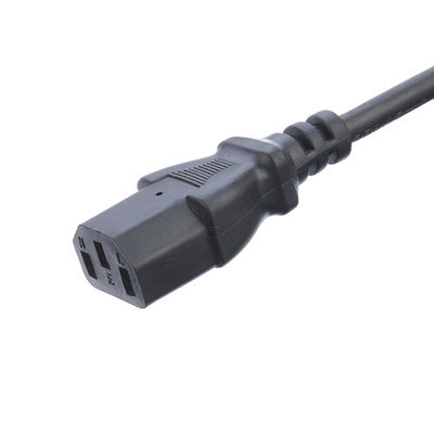 Εμπορικός 3 Pin 16A Plug C5 Clover Connector Μαύρο Ιταλία Στερεό Cord Διεύρυνσης Leads IMQ Power Cord H05vv-f 3g 0.75mm2